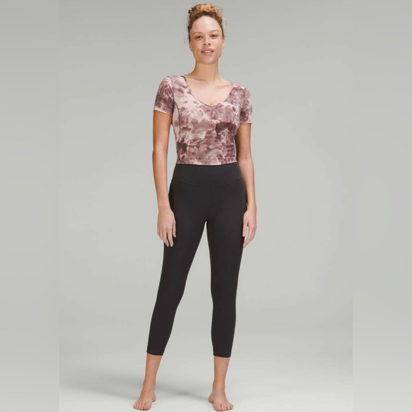 NWT Lululemon Align T-Shirt Diamond Dye Mink Berry Grey Size 6 - Picture 4 of 10